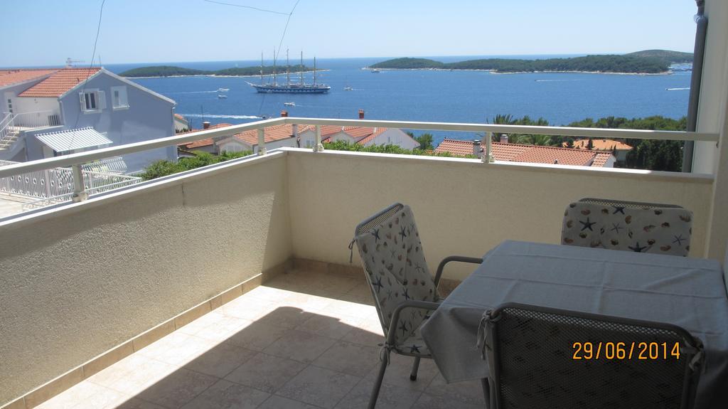 J&B Holiday House Hvar Hvar Town Exterior foto